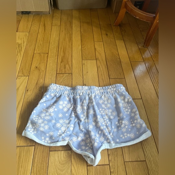 Ivory Ella - Floral Comfy Shorts - Picture 3 of 3